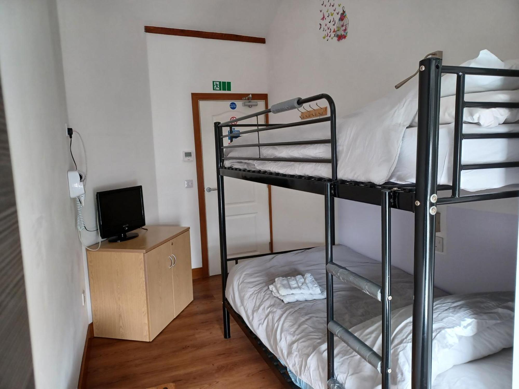 Voyage Hostel - Rooms With Shared Kitchen Douglas Exterior foto